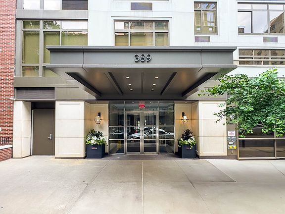 2nd image of 389 E 89th St APT 10F