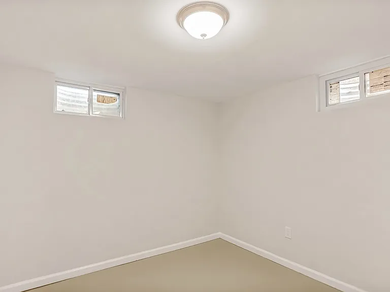14 Columbus Ave — Photo 28