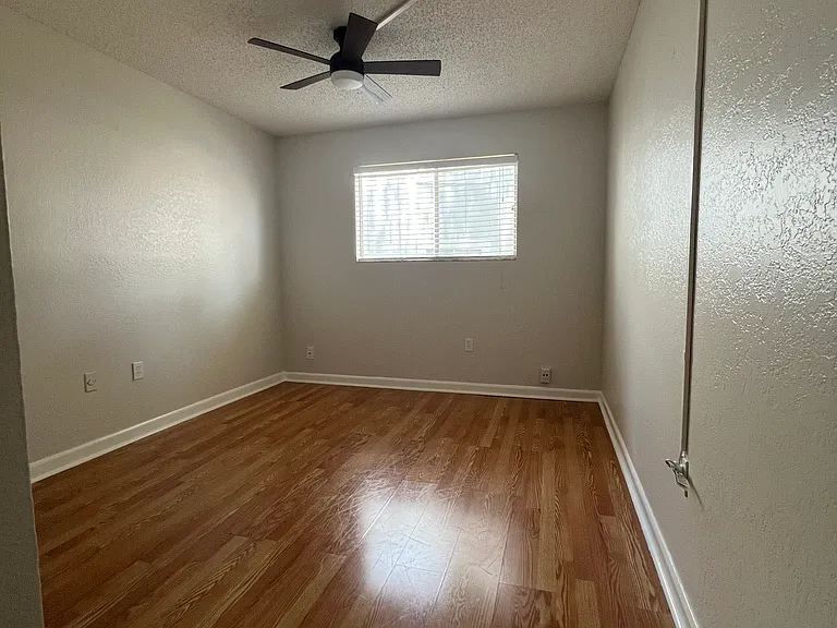 4146 Plantation Cove Dr #404 — Photo 8