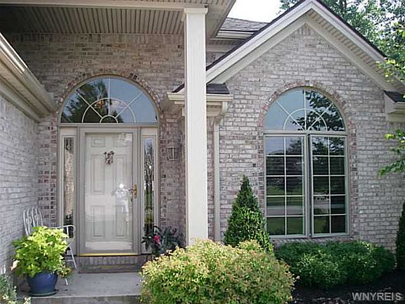 2nd image of 14 Primrose Ln