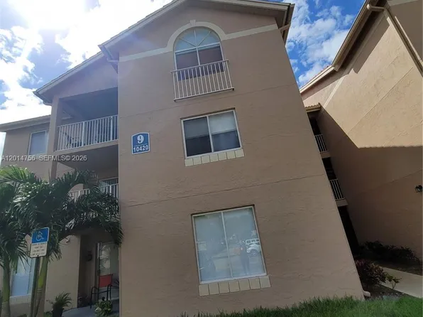 10420 SW 158th Ct APT 105, Miami, FL 33196