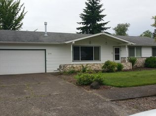 210 NW 25th St, McMinnville, OR 97128
