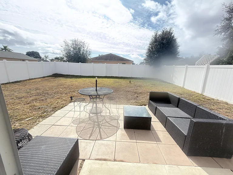 730 Garberia Dr — Photo 27