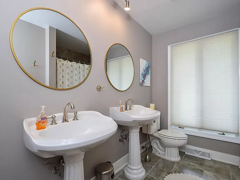 main floor bath