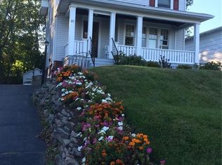 215 Sylvan Rd, Rochester, NY 14618