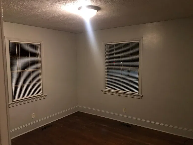 1508 Mimosa St — Photo 8