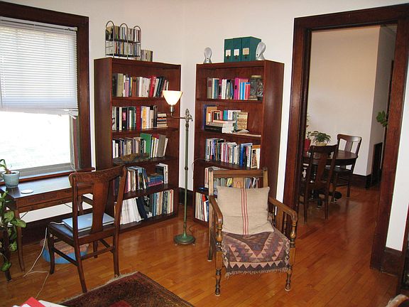 4th image of 1978 Ashland Ave #1