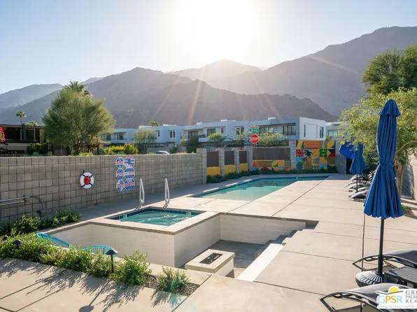588 E San Lorenzo Rd #105, Palm Springs, CA 92264