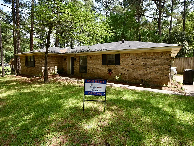 3507 Evelyn Cir — Photo 1
