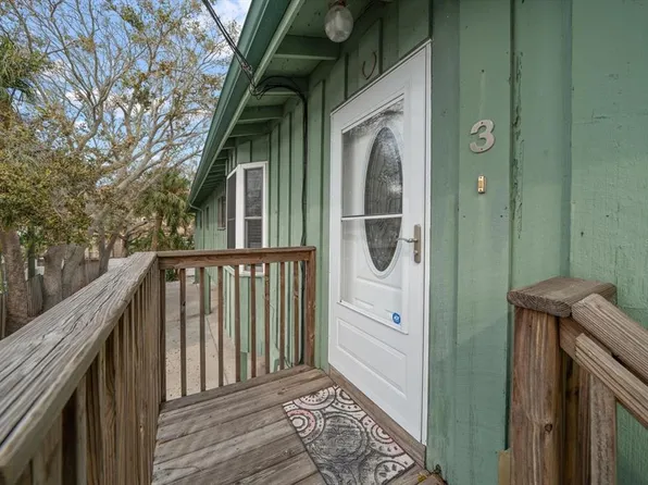 800 E Gulf Blvd APT 3, Indian Rocks Beach, FL 33785