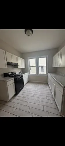 43 Underwood St Photo 1