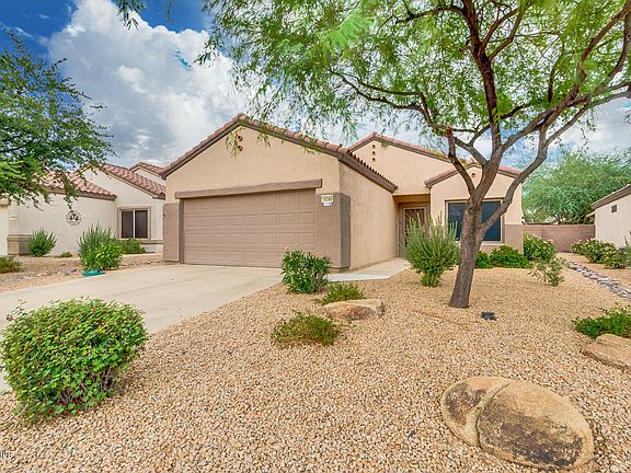 4th image of 16380 W Crater Ln