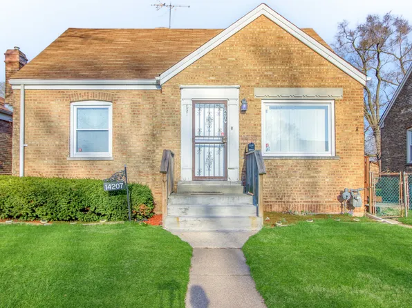 14207 Clark St, Riverdale, IL 60827