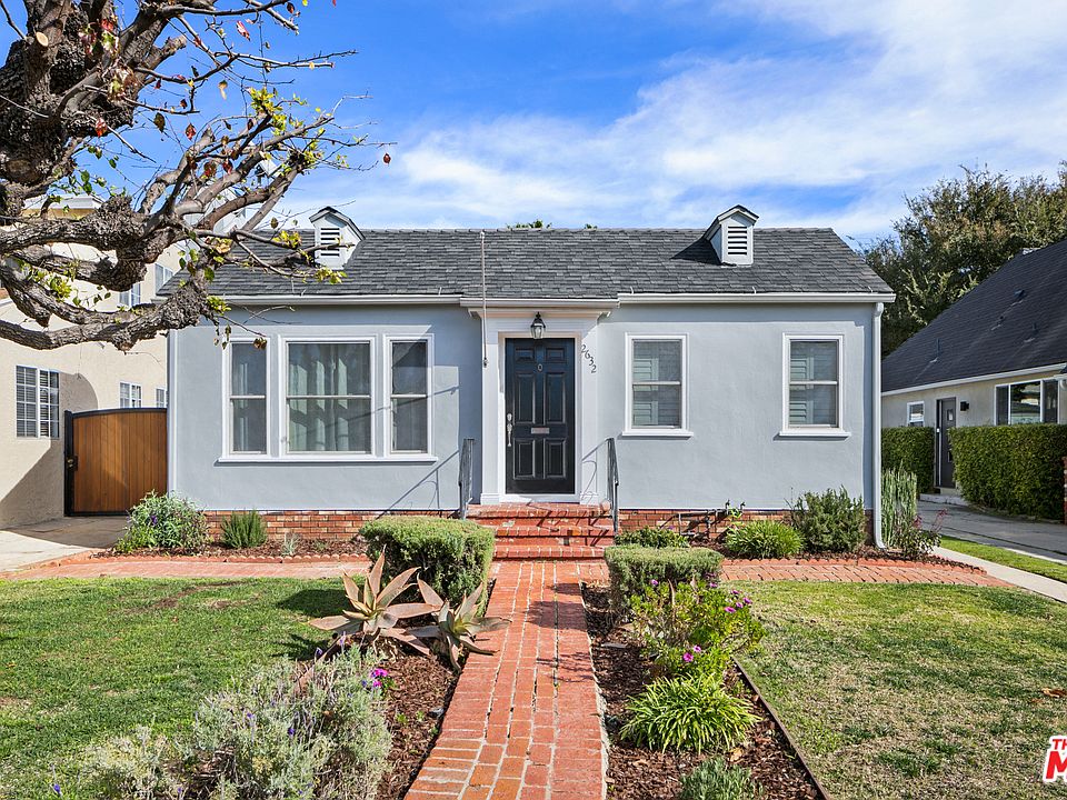 1st image of 2632 Stoner Ave