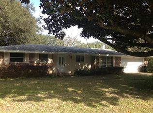 1009 Hagler Dr, Neptune Beach, FL 32266
