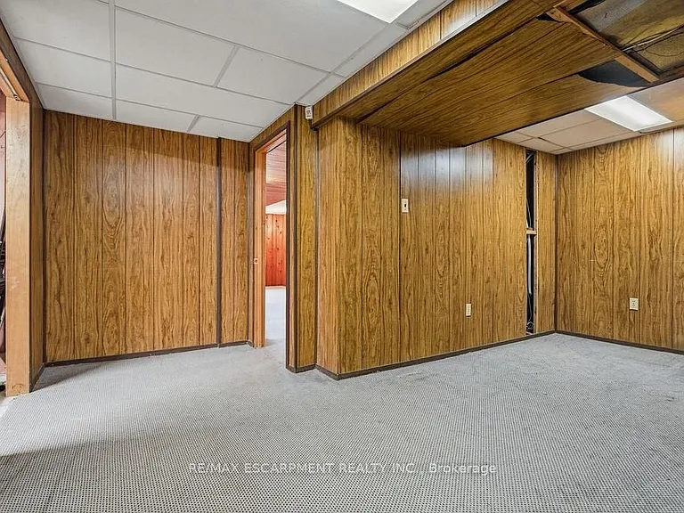 475 Kitty Murray Ln — Photo 32