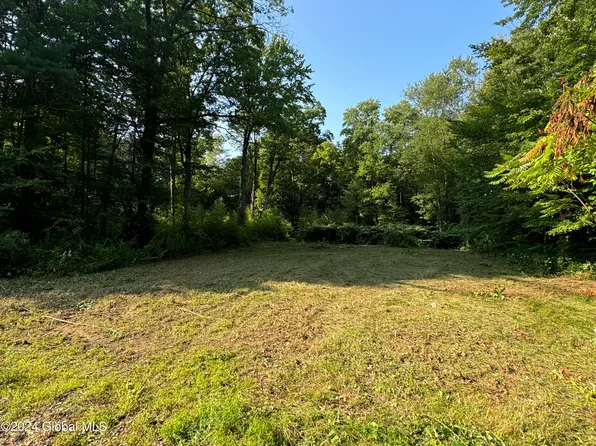 23-31 Sweet Road, Moreau, NY 12831