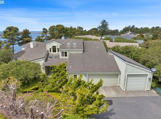 28 Shoreline Dr, Florence, OR 97439