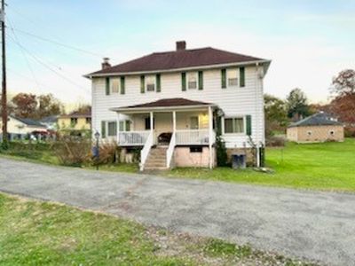 809 Story Rd, Slickville, PA, 15684