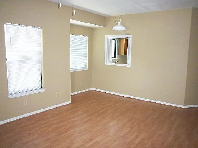 1004 Charlotte St #A — Photo 3