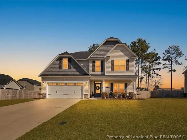 1128 Mayfern Dr, Hope Mills, NC 28348