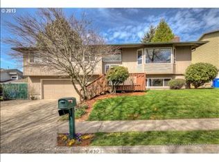 4121 NE 4th St, Gresham, OR 97030