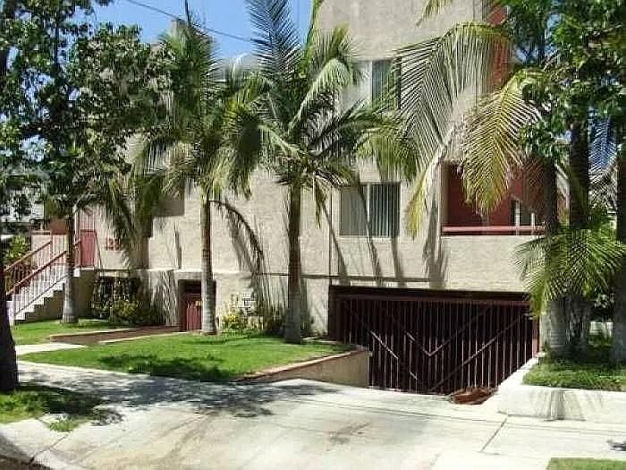 1st image of 1233 Stanley Ave APT 3