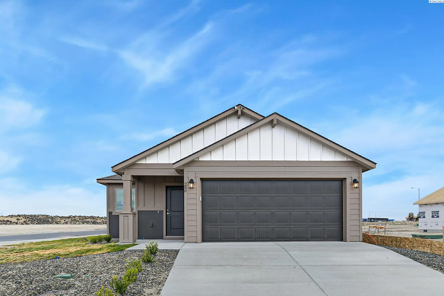286 Dewberry Pl photo 1