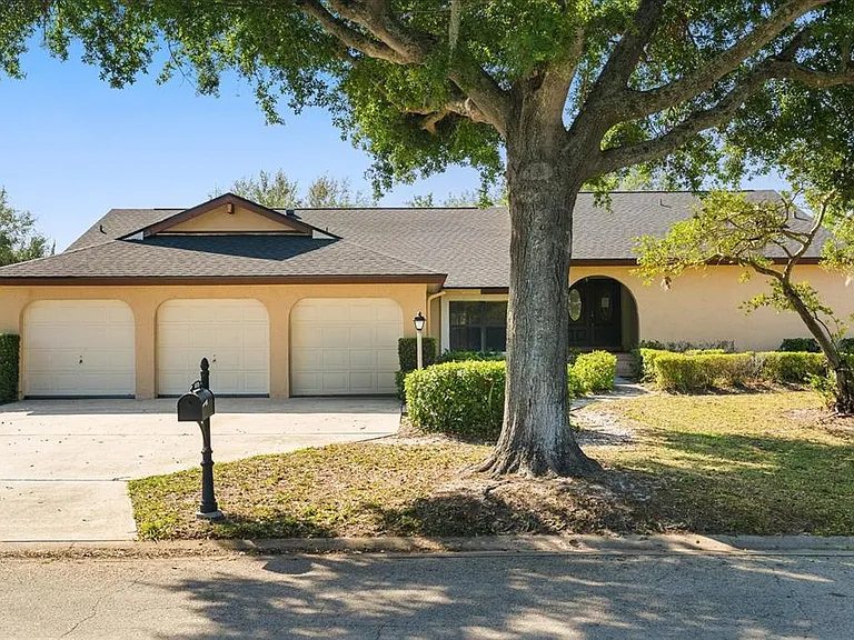 6135 Crystal View Dr — Photo 1