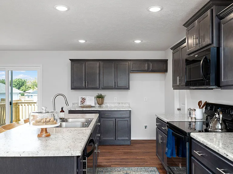 122 Pin Oak Dr — Photo 5