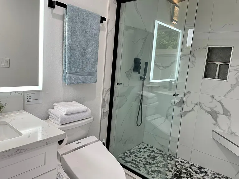 1349 N Formosa Ave #A — Photo 6