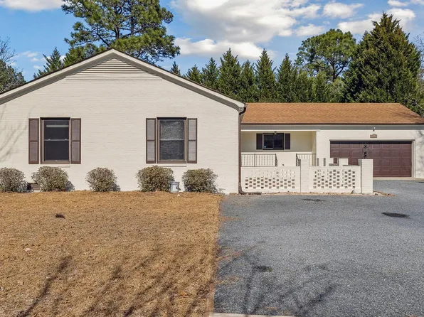 1145 Morganton Road, Pinehurst, NC 28374