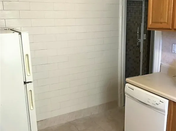 31-80 45th Street image 3 of 10