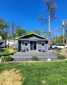 11329 E Shore Dr, Whitmore Lake, MI, 48189
