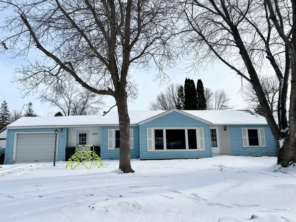 217 8th Ave SE, Elbow Lake, MN 56531