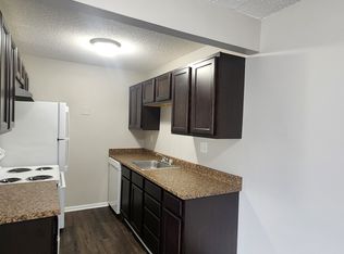 3700 Martin Luther King Jr Pkwy APT 24, Des Moines, IA 50310