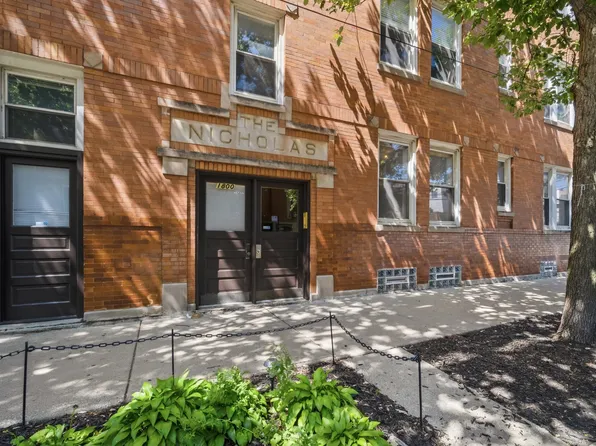 1800 W Superior St APT 1N, Chicago, IL 60622