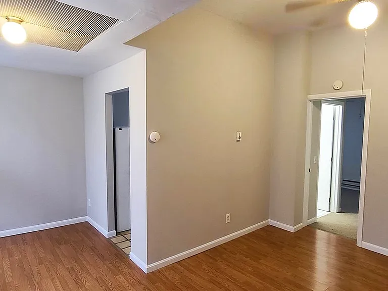 3654 Middleton Ave — Photo 54