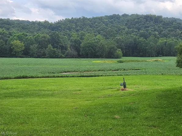 3600 State Route 258, Newcomerstown, OH 43832