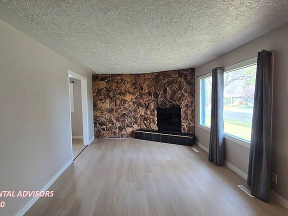 3rd image of 10614 38th St NW