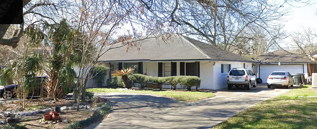 Building Photo - 10934 Chimney Rock Rd