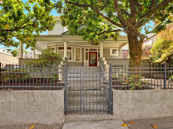 2246 NW Glisan St, Portland, OR 97210