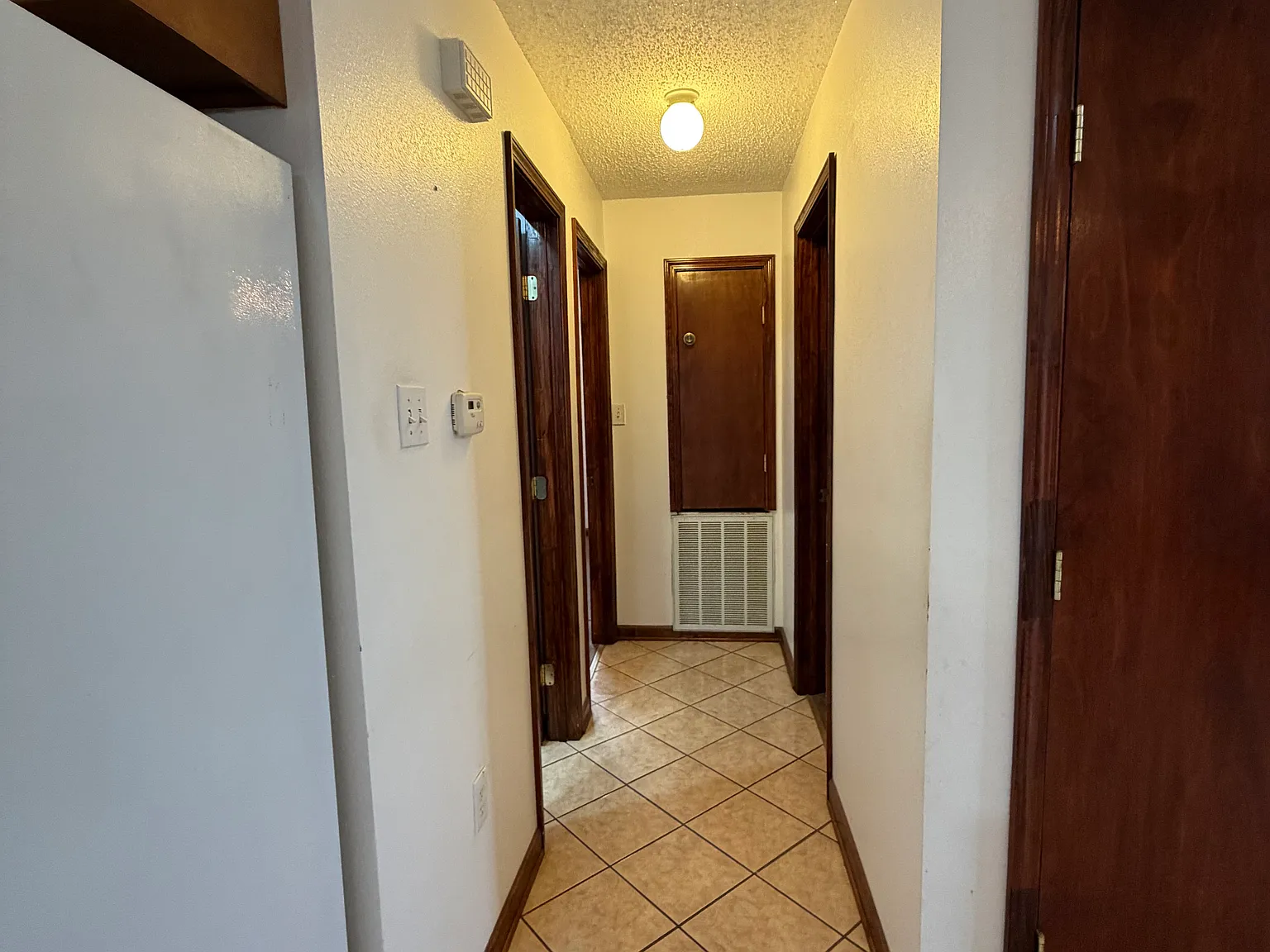 2 bed, $1,350 — Photo 3