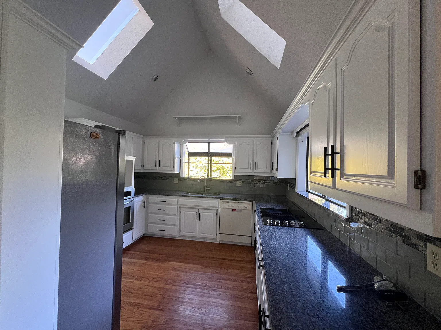 4 bed, 2781 sqft, $2,800 — Photo 4