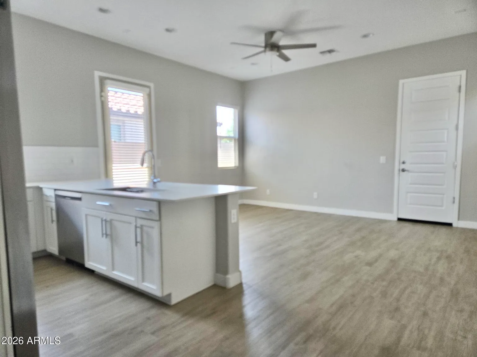 1 bed, 1.0 bath, 668 sqft, $1,580 — Photo 2