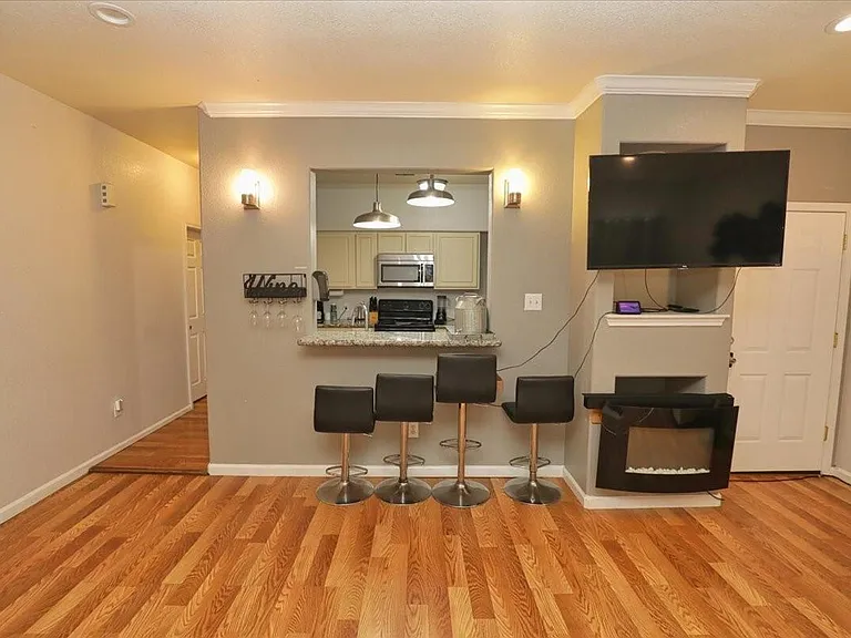 13121 Vickery St #5 — Photo 35