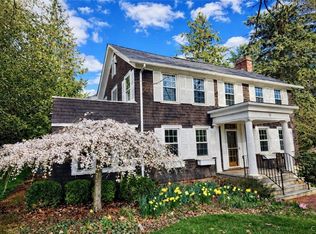 60 Sullivan St, Cazenovia, NY 13035