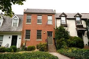 3629 R St NW Photo 1