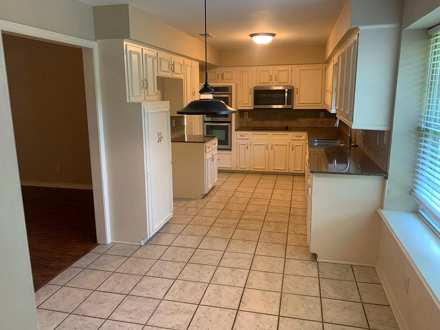 209 Bellmeade Dr — Photo 4