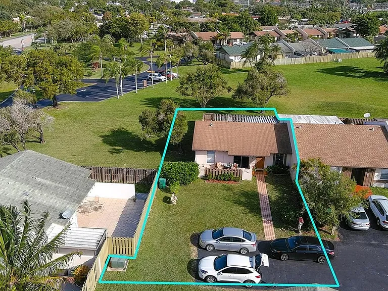 12131 SW 110th Street Cir S — Photo 3